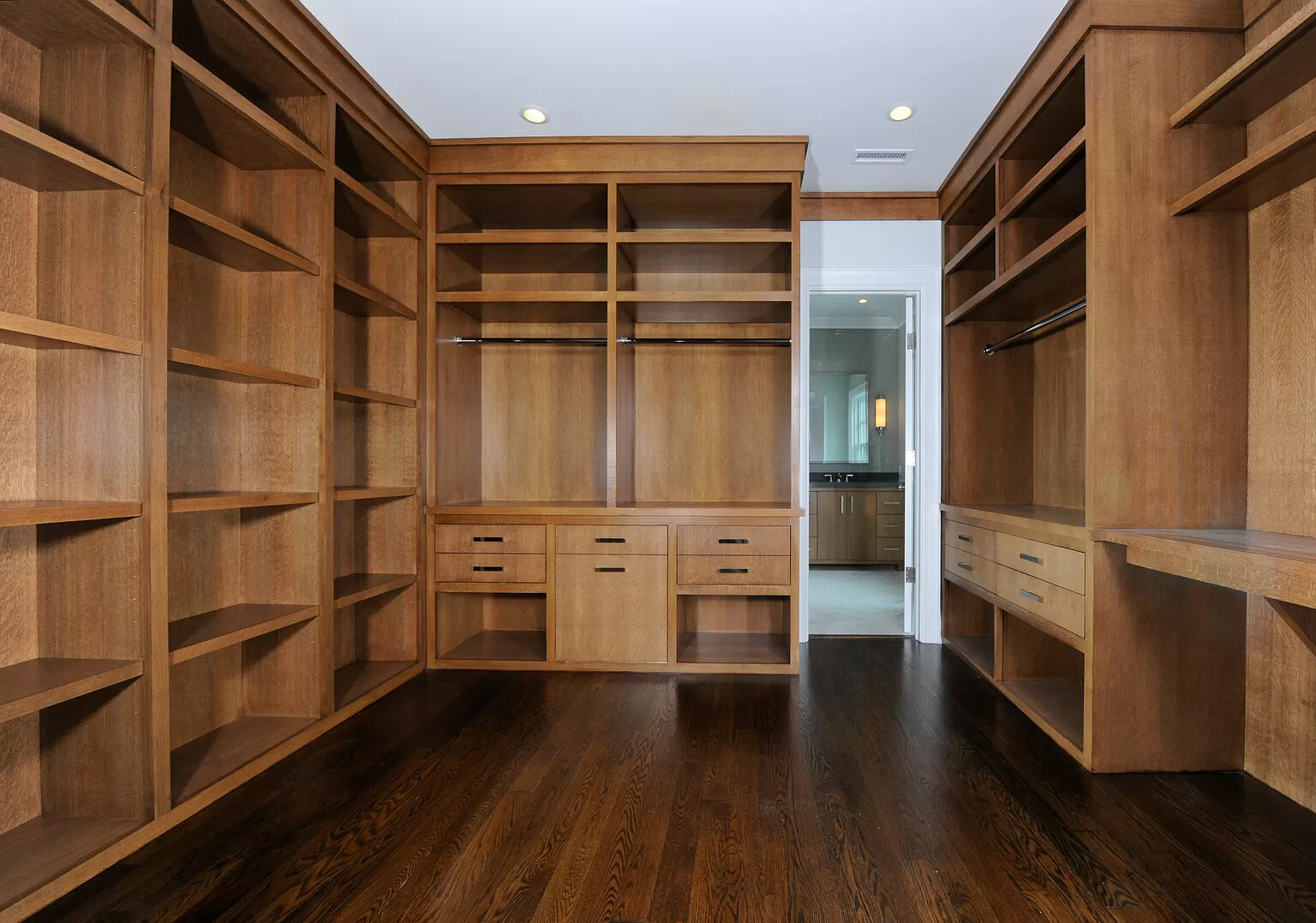 Custom Walk-In Closet