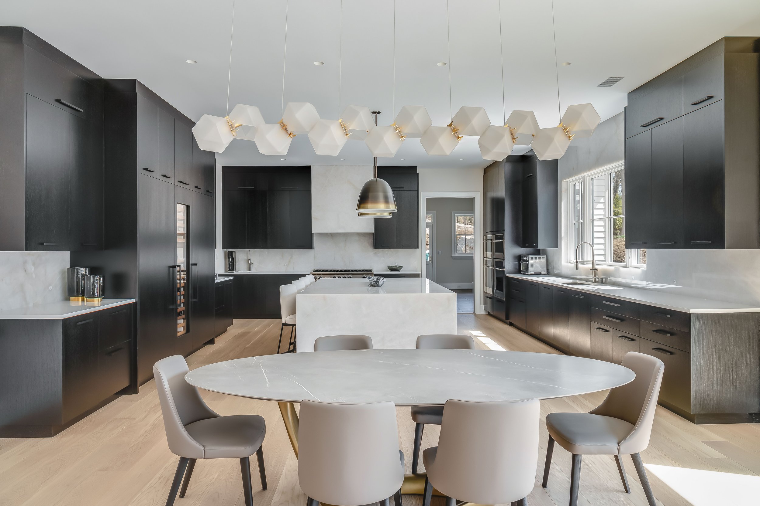 Modern Dark Kitchen